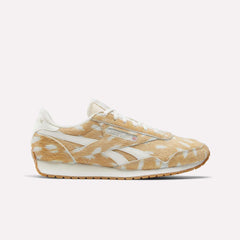 Doe/Chalk/Gum