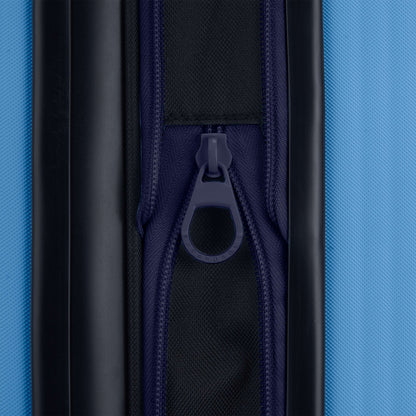 Close-up of the dark blue zipper on the Reebok Action Duo 2 Piece Luggage Set, showing a textured black and blue fabric and centered zipper pull.